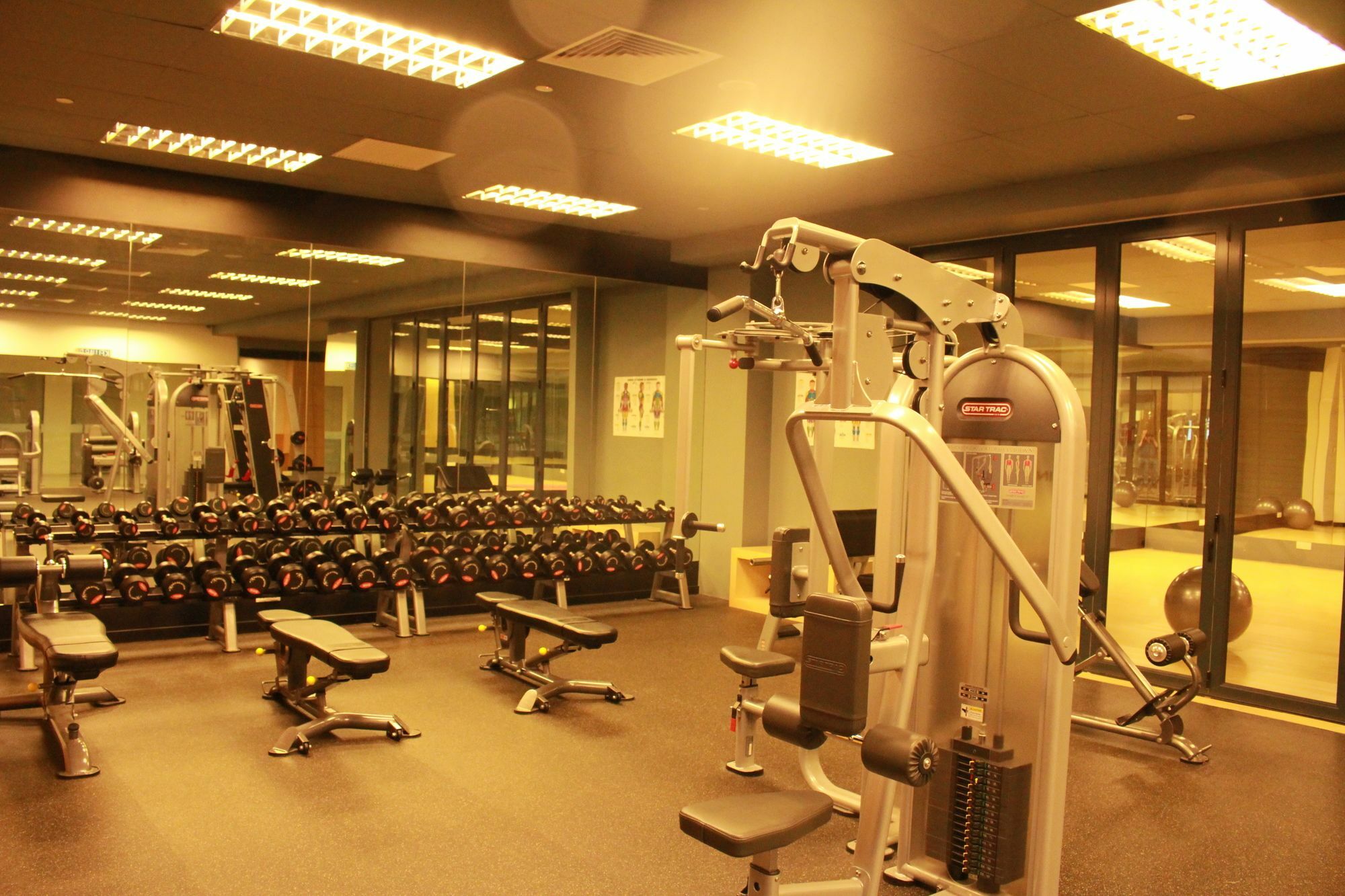 Imperial Suites Serviced Apartment Maong Bazaar 외부 사진